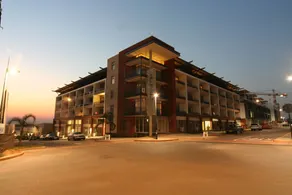 La Loggia Apartments - Image 4