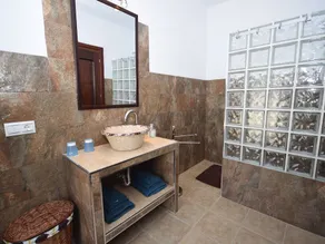 Beautiful Detached Villa Near Arenas With Delightful Terrace and Stunning View - Image 5