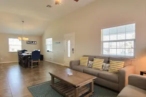 Blue Fin Beach House - Image 2