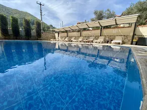 Belmaris Apartments - Image 2