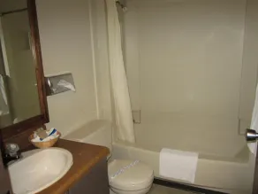 Capri Motor inn - Image 2