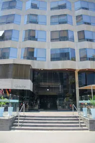 Garden Hotel - Image 5