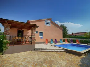Apartment on the groundfloor in with shared pool and garden - Image 3