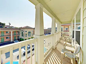 Charming 2br 300 Yards To Beach! 2 Bedroom Home - Image 2