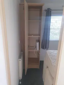 Lovely 2 Bed Caravan on the Aquadrome NN3 9DA - Image 5