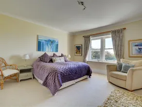 Modern Holiday Home in Padstow With Garden - Image 5