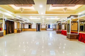 FabHotel SVR and Banquet - Image 4