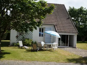 Cozy Holiday Home in Saint-germain-sur-ay With Garden - Image 5