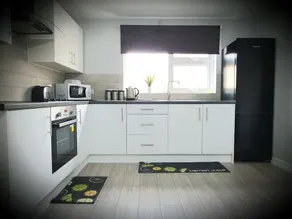 BookedUK: Stylish Two-Bedroom Apartment in Harlow - Image 4