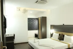 Hotel The Home - Image 2