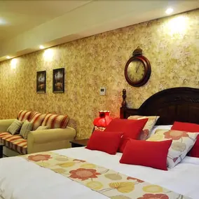 West Coast American-style Sea-view Theme Hotel - Image 4