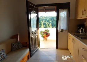 Peristeridi Apartments - Image 4