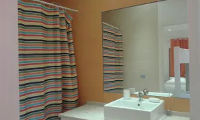 Lisbon Palma Rooms - Image 5