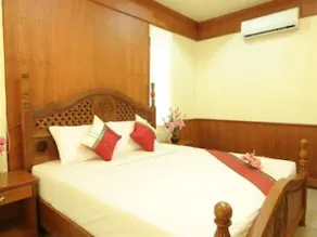 Chaloklum Bay Resort - Image 3