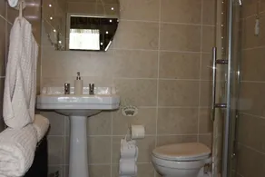 Emmet House - Image 3