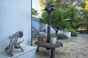 4 bedrooms villa with private pool enclosed garden and wifi at Augusta - Image 3