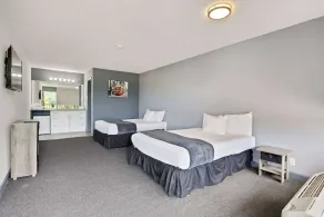 Ramada by Wyndham New Orleans - Image 5