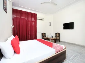 The Corner House By OYO Rooms - Image 2