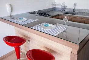 Disfruta de un Lindo Espacio con Balcón y Piscina - Image 5
