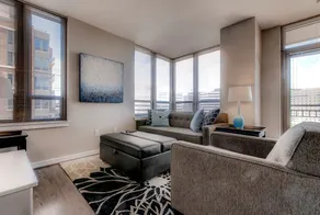 Global Luxury Suites at Metropolitan North - Image 3