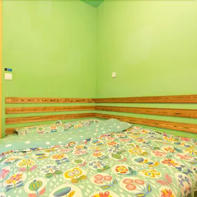 Changsha That Year Of February Youth Hostel - Image 3