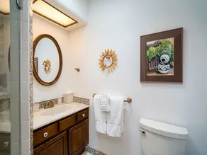 Arroyo's Edge, 3 Bedrooms, Private, Patios, Sleeps 6 - Image 2