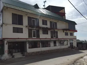 Daisy Dot Hotel - Image 2