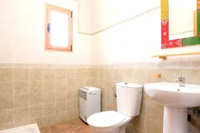 4 bedrooms villa with private pool furnished garden and wifi at Casillas de Morales - Image 5