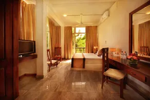 Kandy Hill Bungalow - Image 2