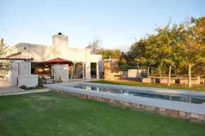 South Hill Guesthouse - Image 5