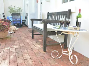 Majini Guest House - Image 3