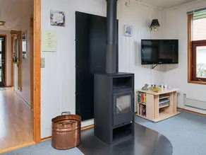 Lovely Holiday Home in Juelsminde With Garden - Image 2