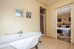 18 Burlington B&B - Image 4