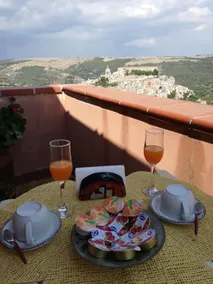 casa vacanze finestre su ibla - Image 3