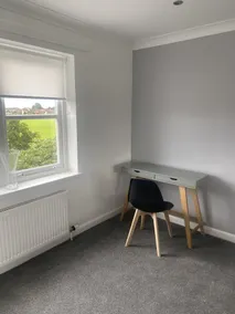 Renfrew Modern Flat - Image 3