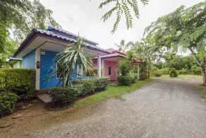 Review Resort - Image 4