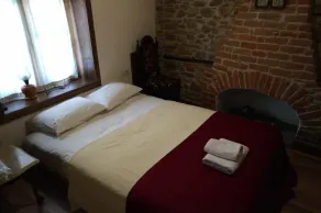 Birgi Doktorun Yeri Stone Hotel - Image 1