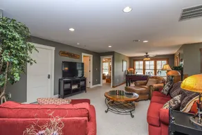 Some Kind of Wonderful 4 Bedroom House - Image 5