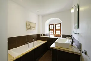 Le Tribunal - Image 4