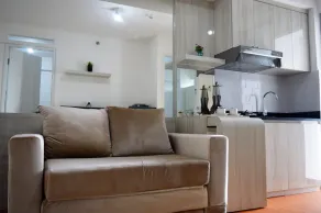 Roomku At Bassura City Apartment - Image 4