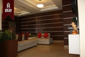 Eras Hotel - Image 2