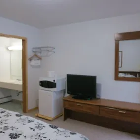 Marquette Motor Lodge - Image 3