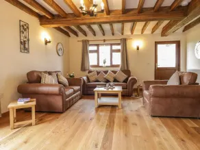 Elm Lodge - Image 4