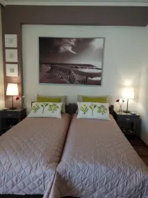 Top floor cozy apartment near the beach - Image 4