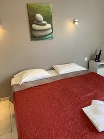 HOTEL RESTAURANT LE 108 - Image 3