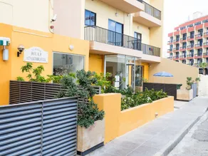 Huli Hotel & Apartments - Image 4