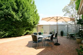 The Bank Guesthouse - Image 2