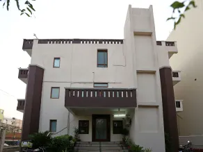 Hotel D Meridien by OYO Rooms - Image 5