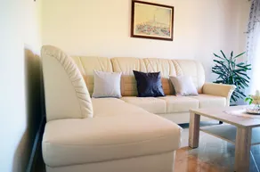 Holiday Home Marana - Image 2