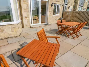 1 St. Aidans Court - Image 4